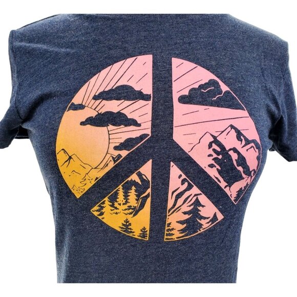 Free State Med Shirt Peace Sign Mountain Sun Graphic Tee Minimalist Hippie Love - Picture 3 of 10